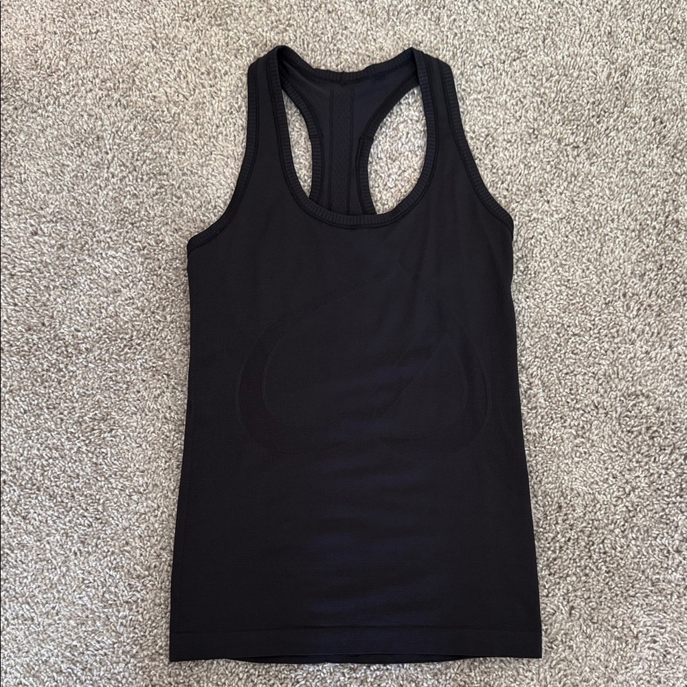 CRZ YOGA Women's Black Tank Top